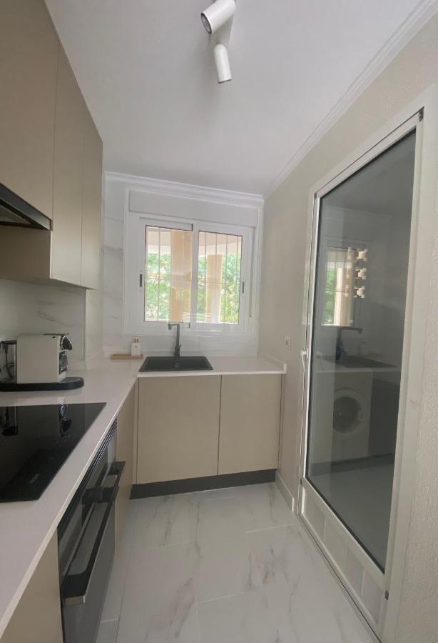 Casa Bendita - Luxury Apartment Бенидорм Екстериор снимка