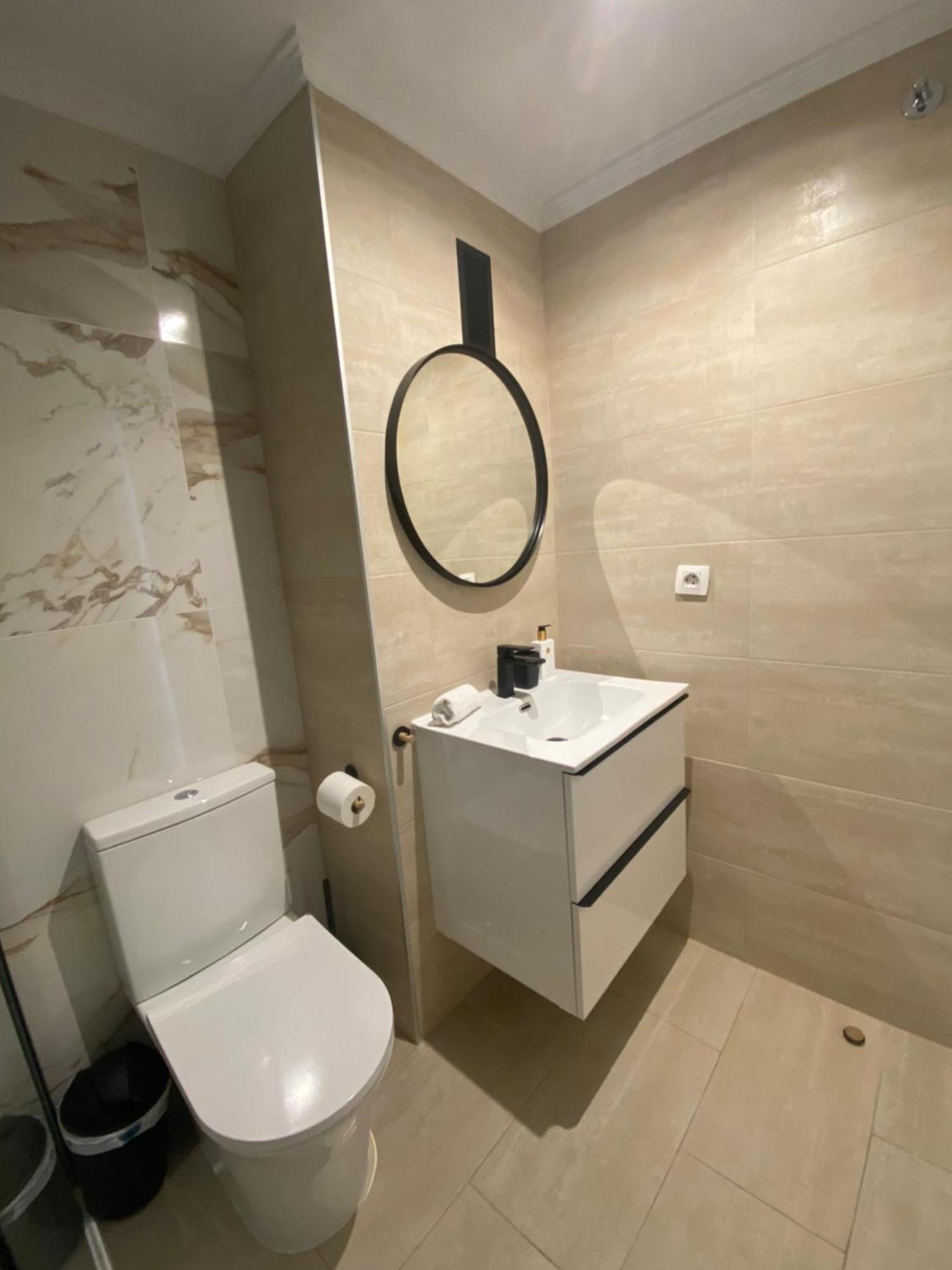 Casa Bendita - Luxury Apartment Бенидорм Екстериор снимка