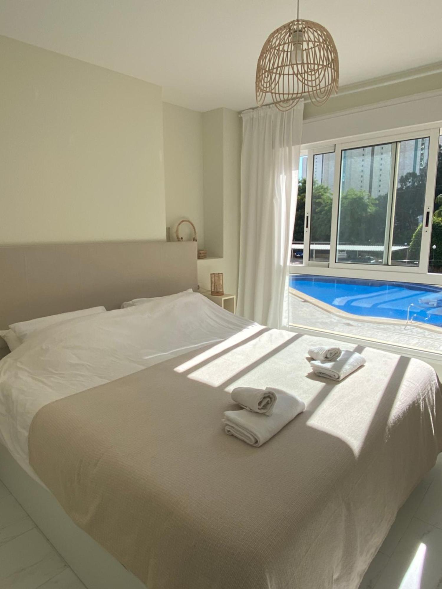 Casa Bendita - Luxury Apartment Бенидорм Екстериор снимка