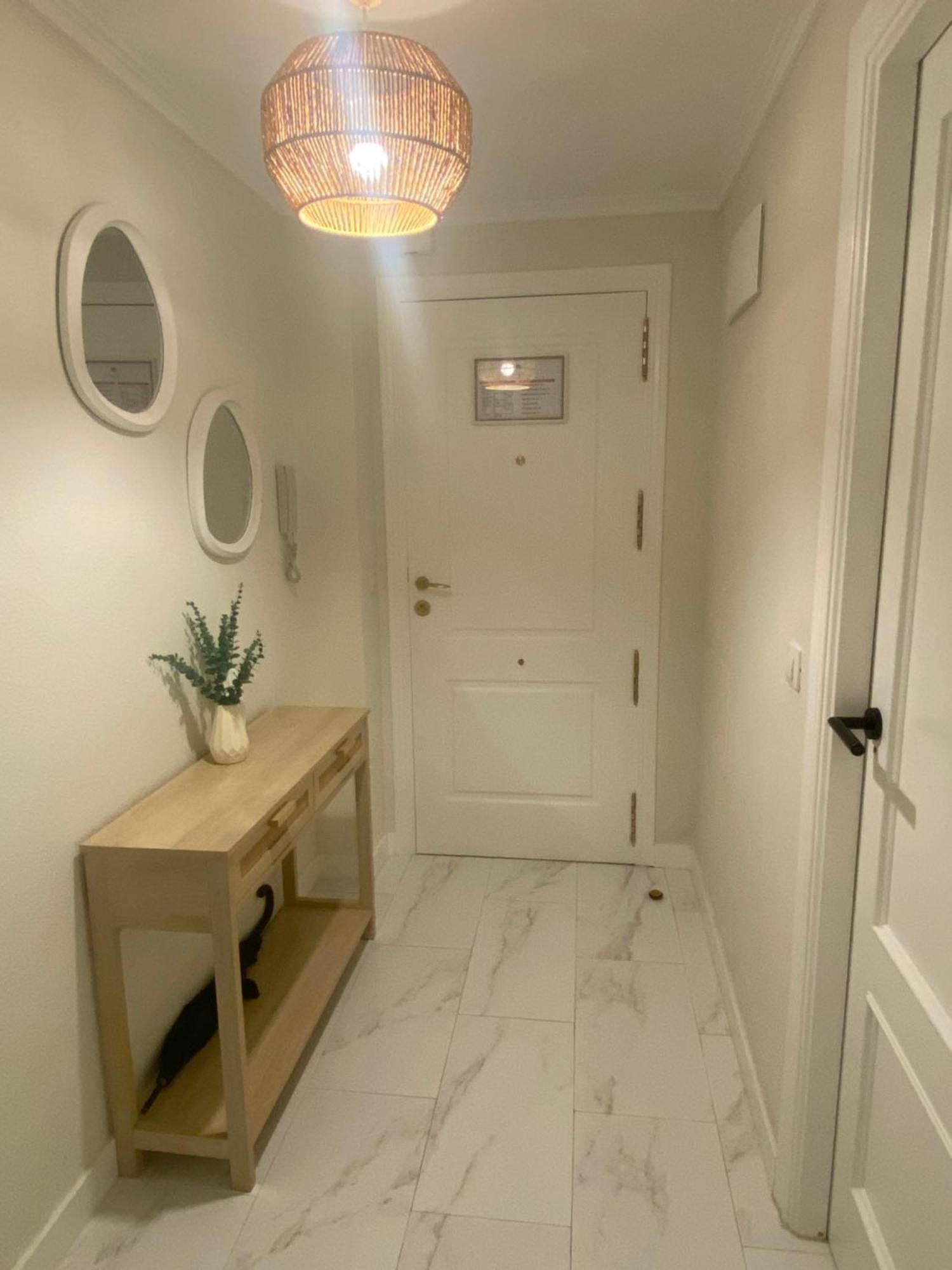 Casa Bendita - Luxury Apartment Бенидорм Екстериор снимка